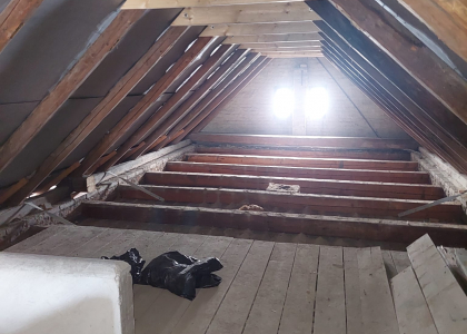 Náš dům, náš hrad. 